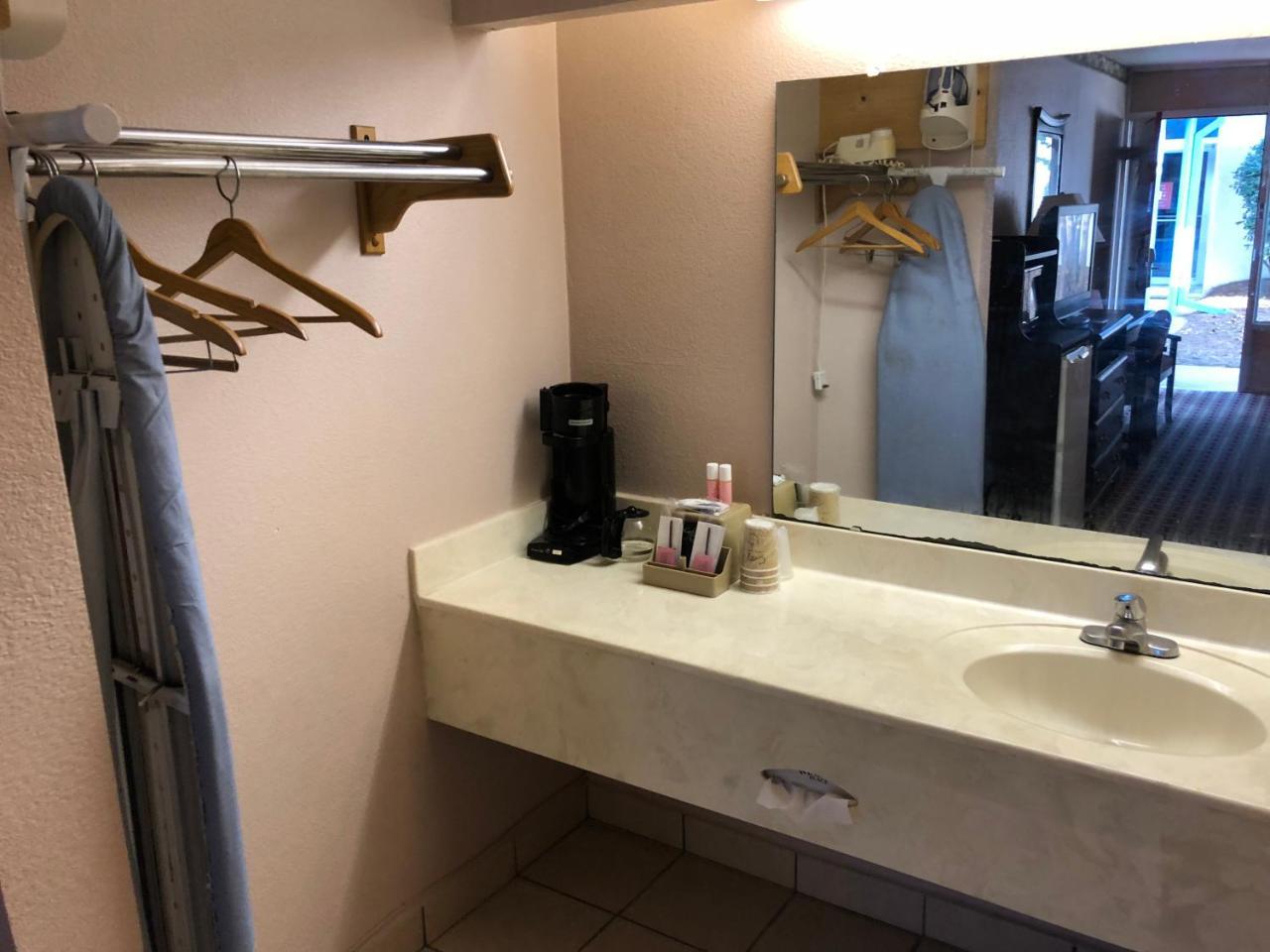 University Inn Оксфорд Экстерьер фото